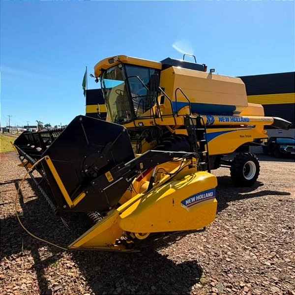 COLHEITADEIRA NEW HOLLAND TC 5090 - Ano 2018