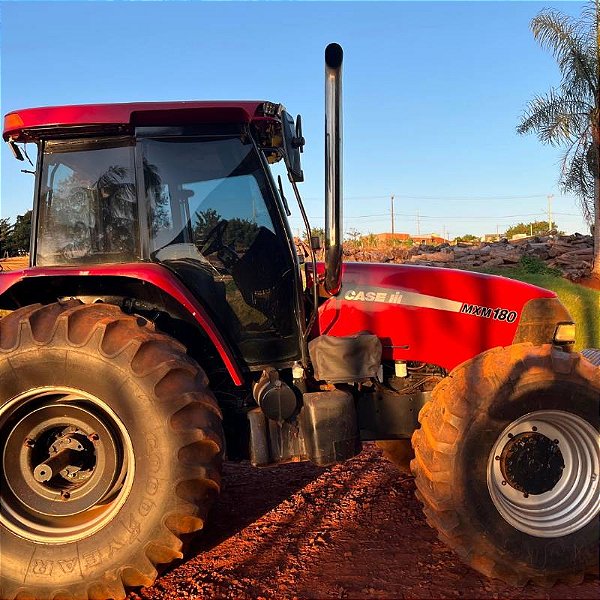 TRATOR CASE MXM 180 - Ano 2007