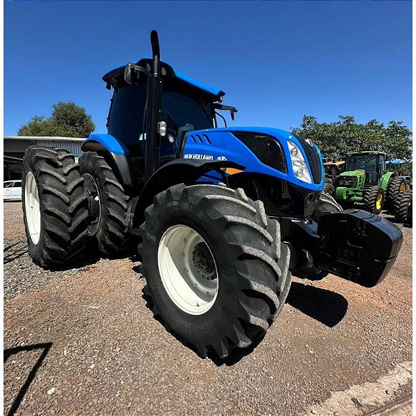 TRATOR NEW HOLLAND T7 260 - Ano 2021