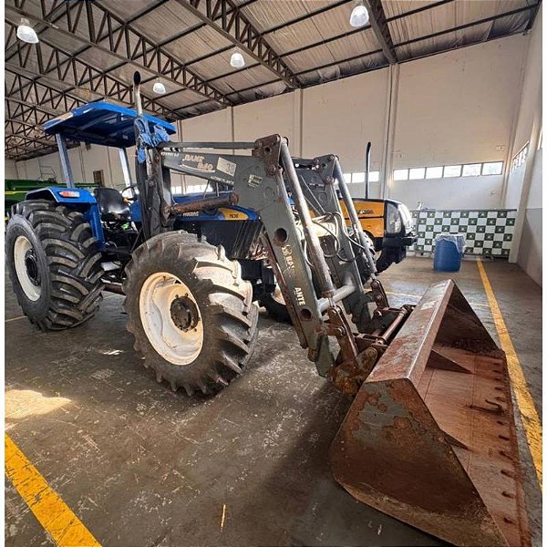 TRATOR NEW HOLLAND 7630 - Ano 2019