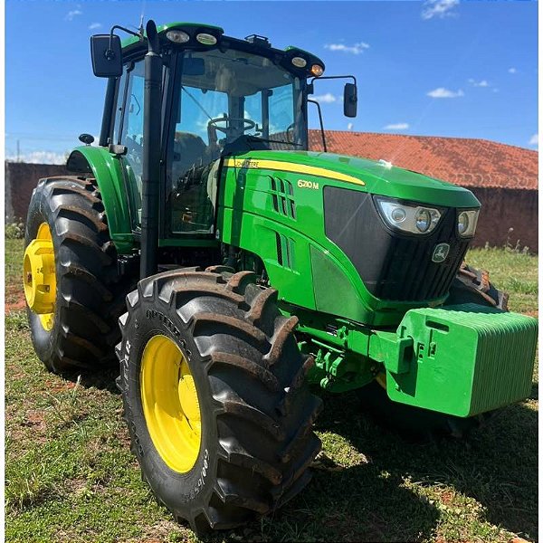 TRATOR JOHN DEERE 6210M - Ano 2022