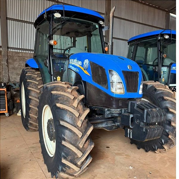 TRATOR NEW HOLLAND TL 90 - Ano 2023