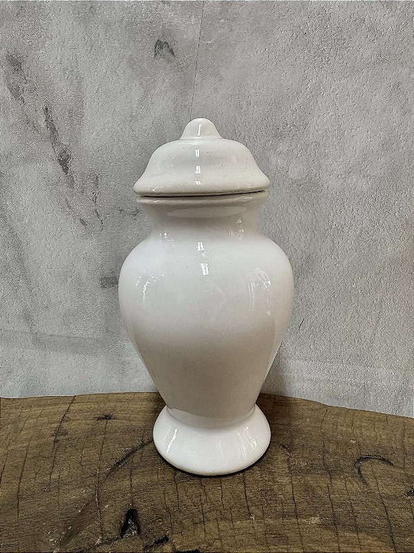 Quartinha de porcelana Sem Asa - 18cm - Branca