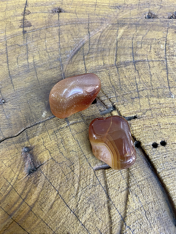 Pedra Ágata de Fogo Rolada – Proteção, Coragem e Vitalidade