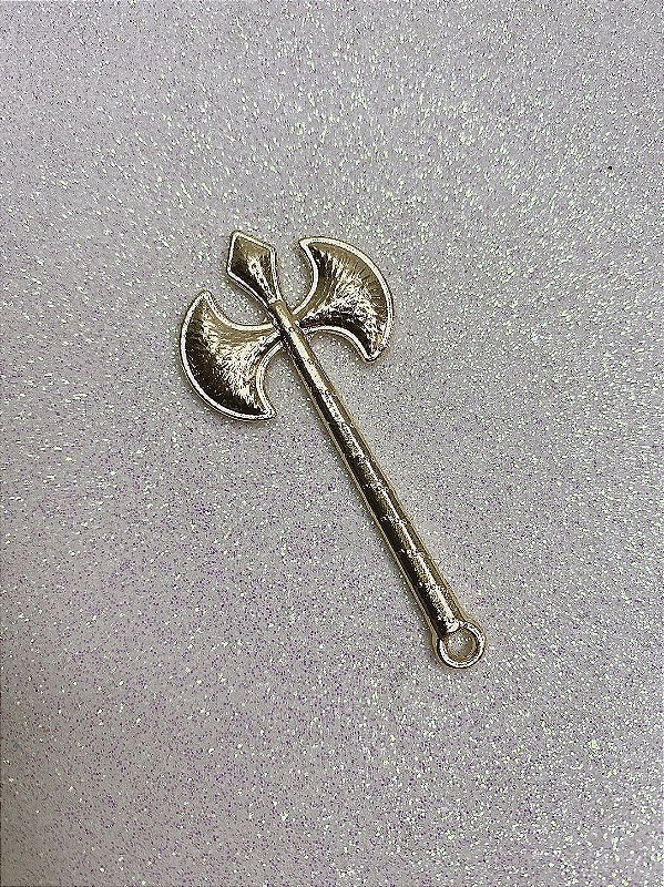 Pingente Machado Dourado - 5,5 cm