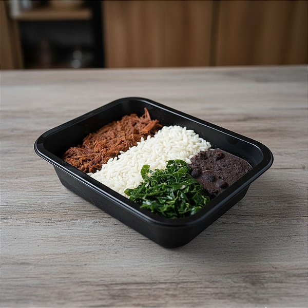Carioca: Patinho Desfiado com Arroz Branco, Feijão Preto e Couve | 300g