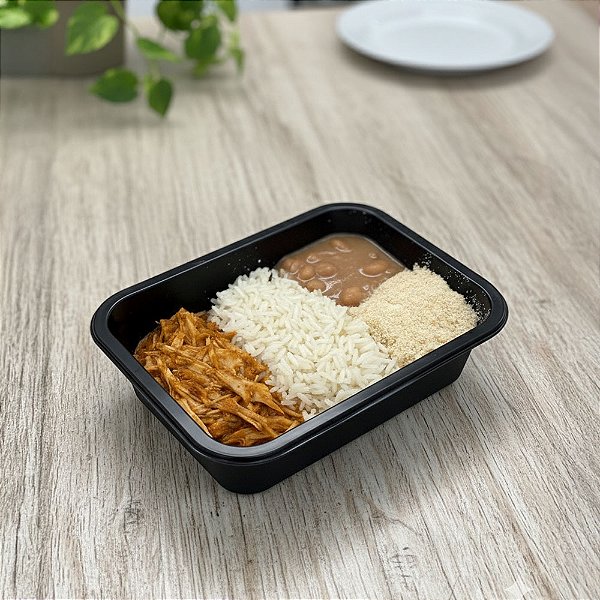 Caseirinho Suíno: Lombo Desfiado com Arroz Branco, Feijão Carioca e Farofa de Cebola | 300g