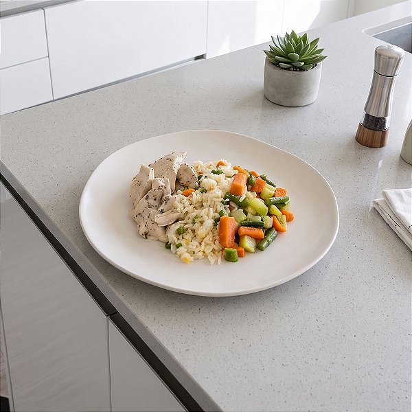 Frango Grelhado com Arroz à Grega e Mix de Legumes | 350g | PGH : 1_un