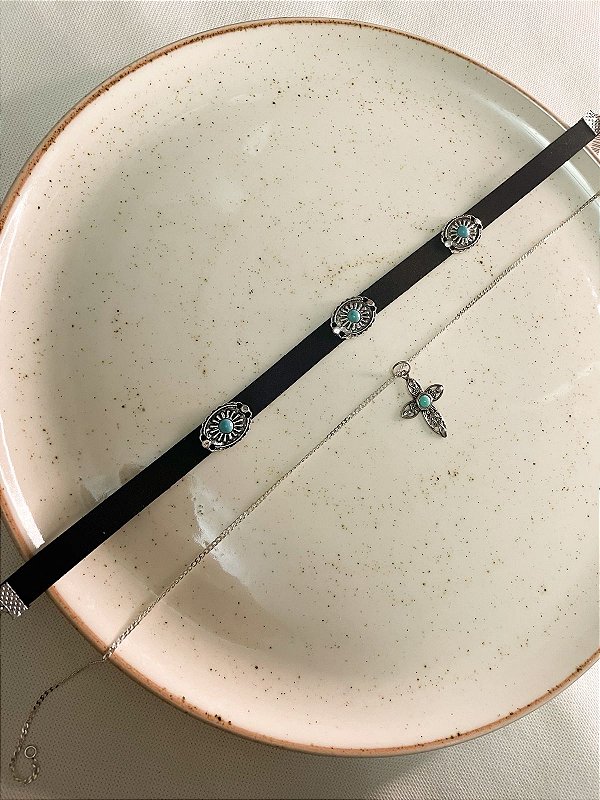 CHOCKER CAMURÇA COM APLIQUES