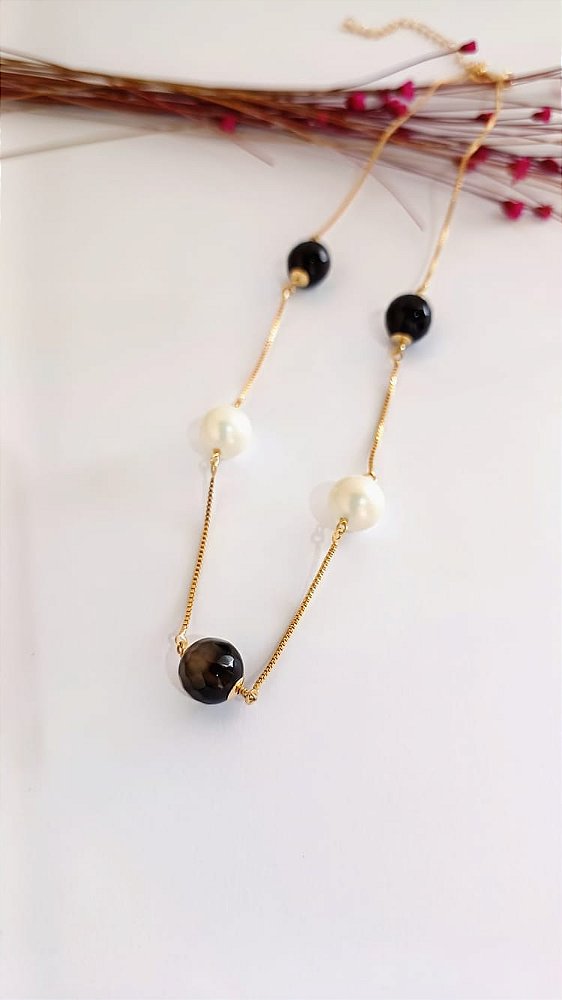 Gargantilha veneziana Agata preta e pérola shell