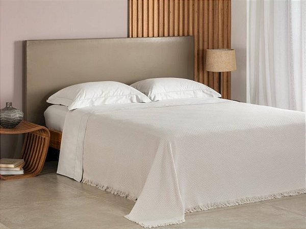 Colcha Queen in Design com Franja Bege Buddemeyer