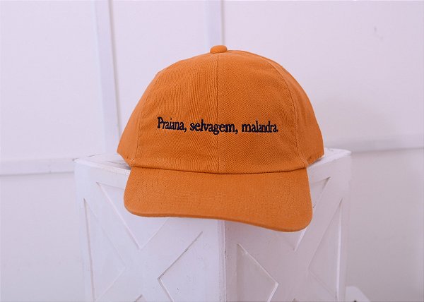 Boné - Praiana, selvagem, malandra.
