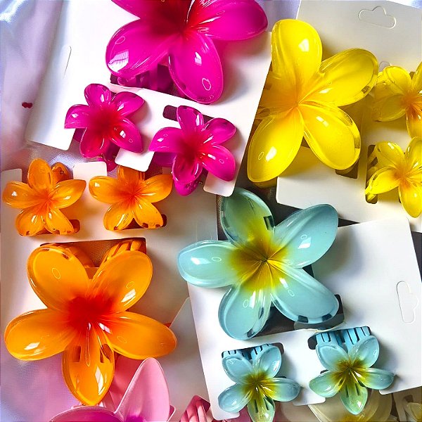 Kit com 3 Piranhas de cabelo flor