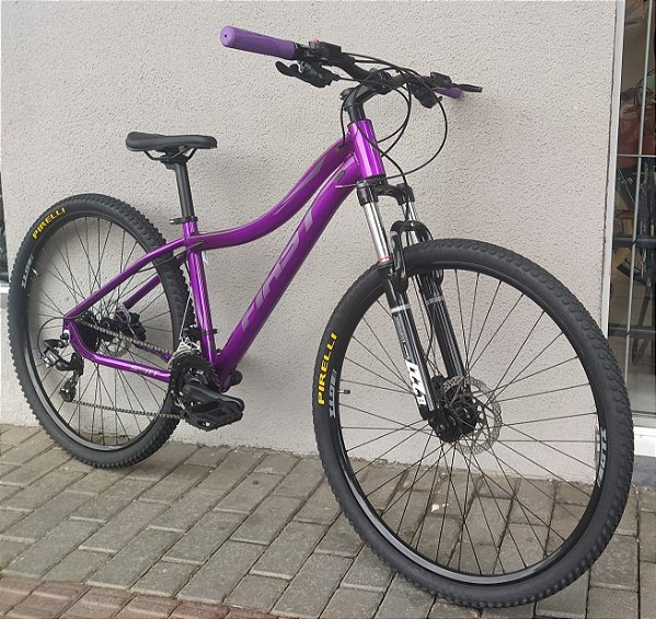 Bicicleta Aro 29 FIRST SMITT 24V, Freio Hidráulico, Suspensão com Trava no Guidão, Câmbios Diant. e Tras. Shimano