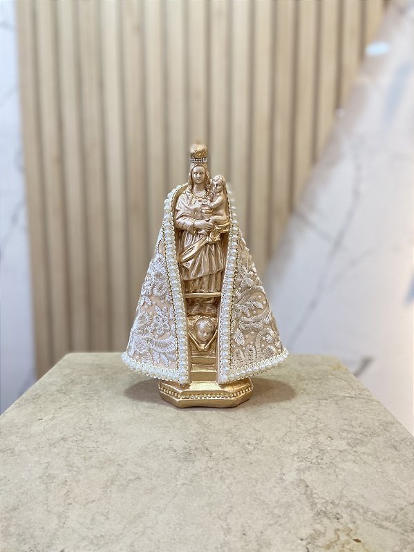 Escultura Nossa senhora de Nazaré
