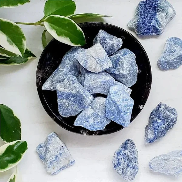 Quartzo azul natural bruto - sabedoria e calma - 25 a 40g