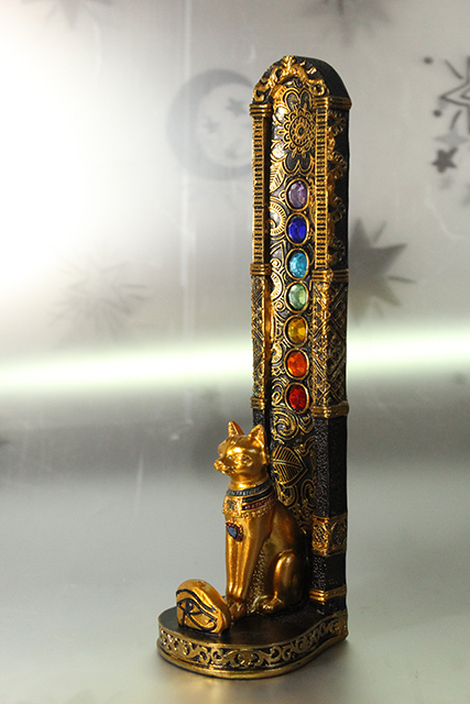 Incensário torre em cerâmica Bastet e os 7 chacras