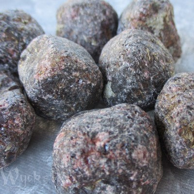 Granada natural bruta - força vital, sensualidade e magnetismo - 35 a 40g