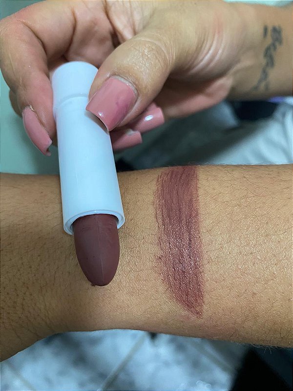Batom matte chocolate cor 8-Wike Make 2,5g