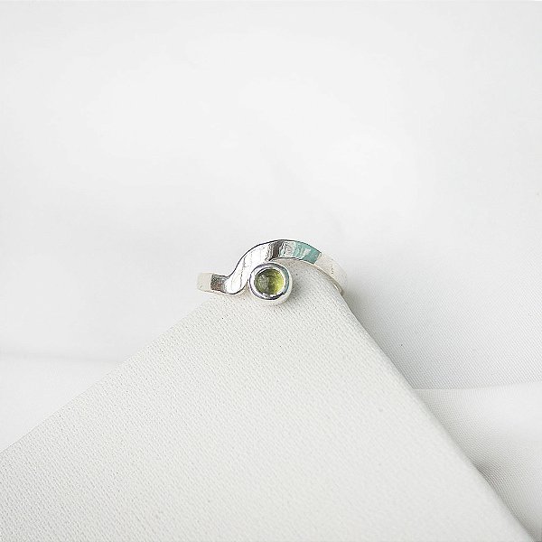 Anel Curva - Peridoto