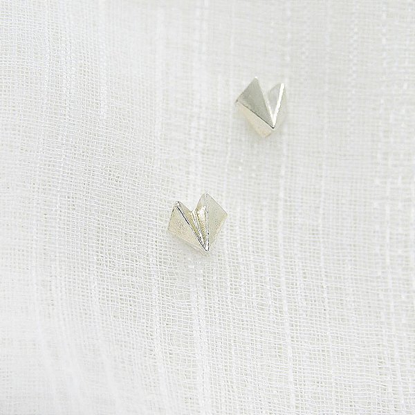 Brinco Coração Geométrico