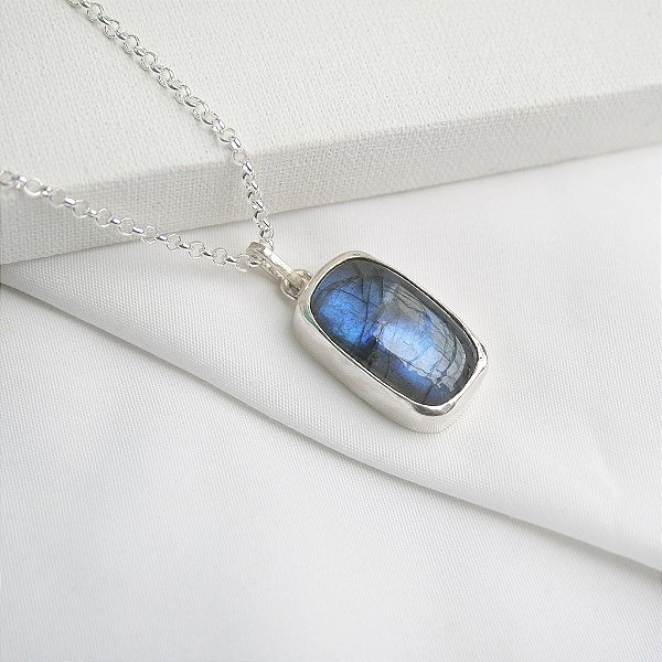 Colar Oceano- Labradorita azul