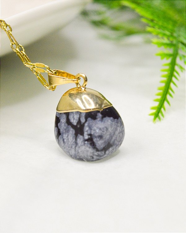 Pingente de Obsidiana Floco de Neve Rolada Dourado - Estresse, Desapego e Crescimento Emocional