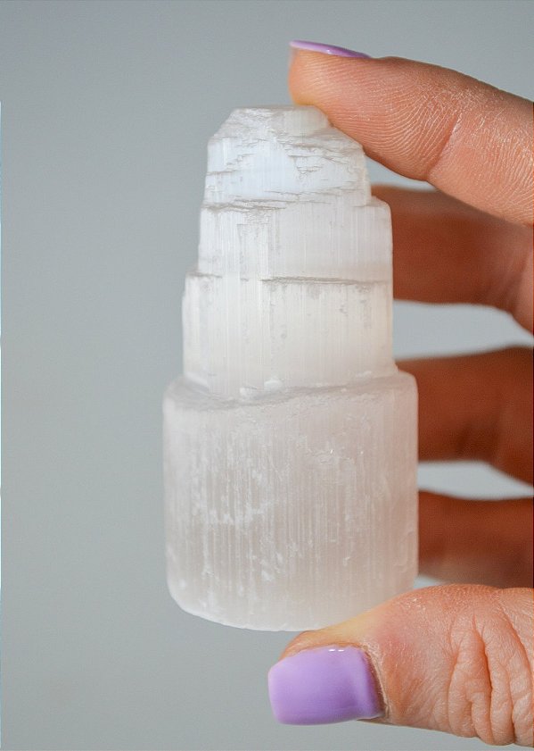 Torre de Selenita Baby 6cm - Limpeza Energética, Paz de Espírito, Cansaço Mental e Dores