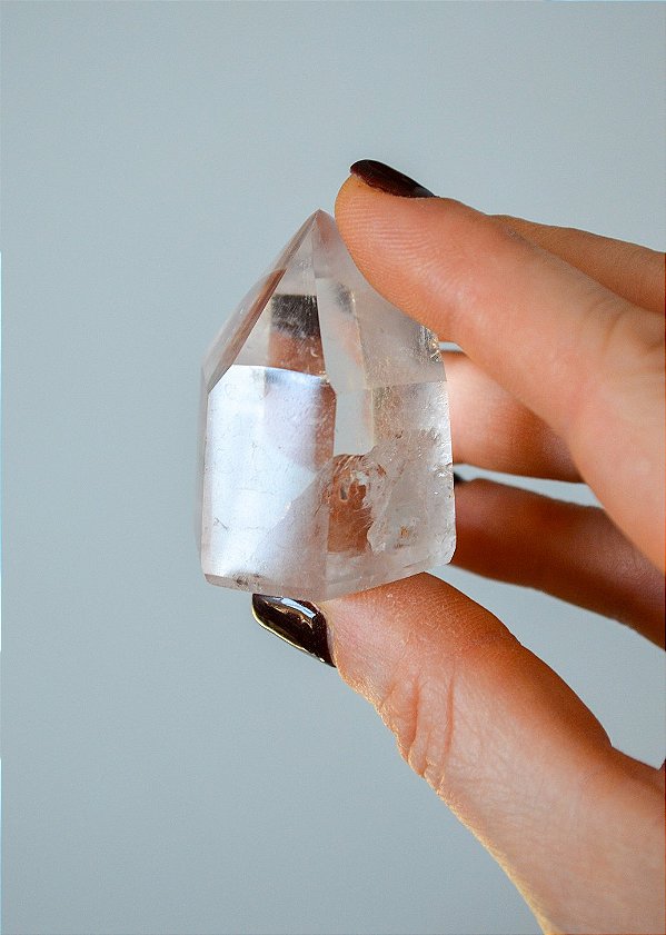 Mini Ponta de Quartzo Cristal - Intensificador, Iluminação, Energização e Purificação