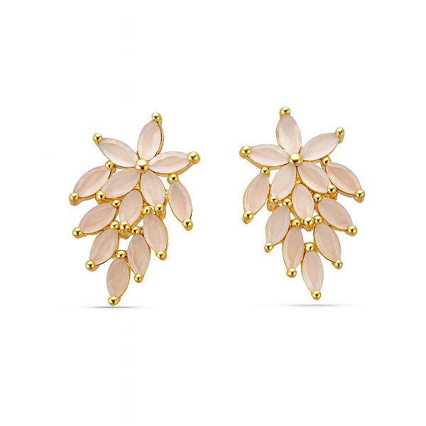BRINCO FOLHA CRAVEJADO DE PEDRAS DE ZIRCÔNIA ROSA LEITOSO FOLHEADO A OURO