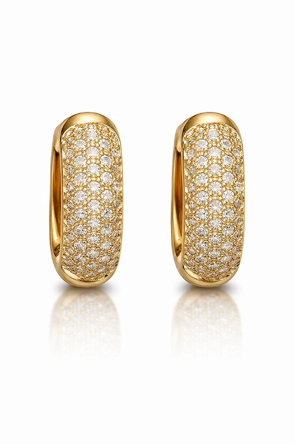 BRINCO ARGOLA CLICK GRANDE E LARGA CRAVEJADA COM ZIRCÔNIAS FOLHEADO A OURO