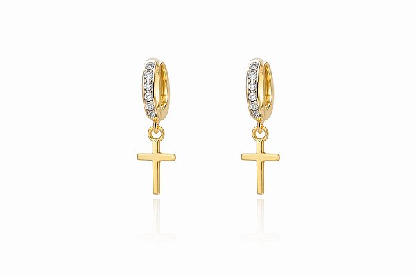 BRINCO ARGOLA CLICK COM CRUZ LISA E ZIRCÔNIAS FOLHEADO A OURO