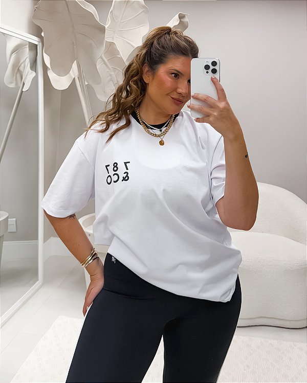 Camiseta Fitness Plus Size 787&Co Branca e Preta