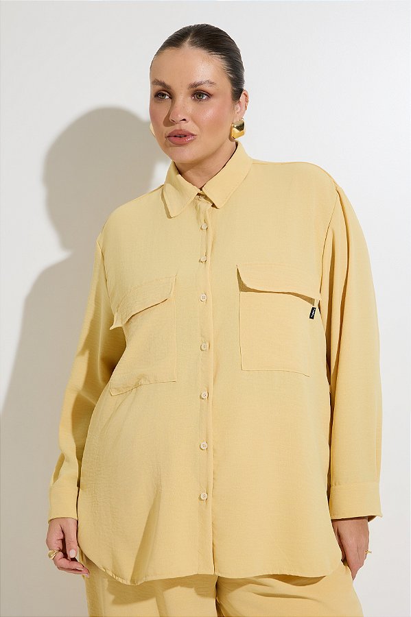 Camisa Alfaiataria Louise Crepe Amarelo Suave