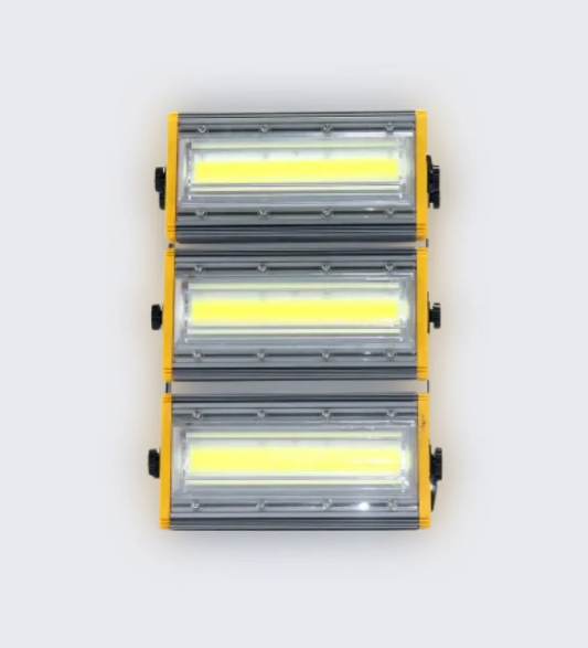 Refletor de LED Linear para Campo e Quadra 300W IP68 Direcionável