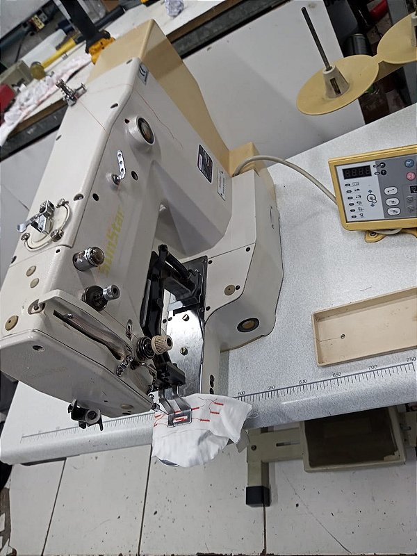 Máquina Travete Eletrônico Direct Drive 220v - Modelo SPS/D-B1201H Sunstar usada