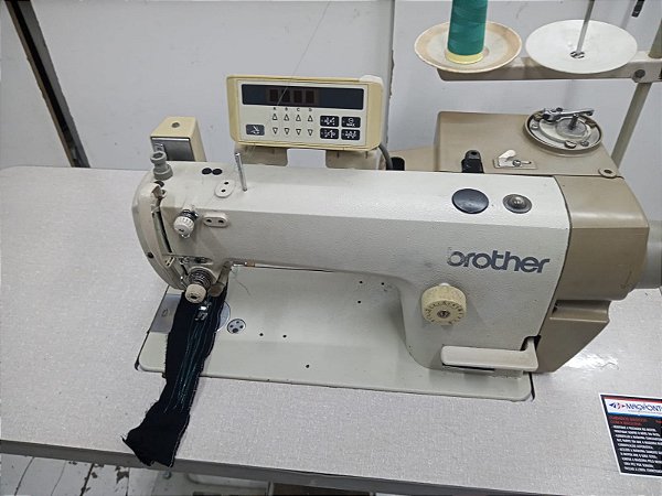 Máquina Reta Eletrônica Motor Direct Drive 220v - Modelo S6200A-405 Brother