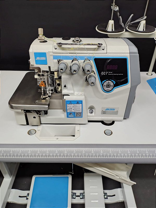 Máquina Overlok Ponto Cadeia Motor Direct Drive - Modelo EC7-4D Jakesew (220v)