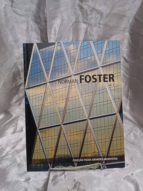 COLEÇÃO FOLHA GRANDES ARQUITETOS - NORMAN FOSTER VOL.7