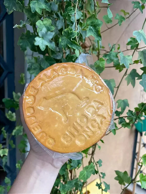 Queijo Alagoa Defumado com Manjericão Sítio da Onça Premiado | 500g |
