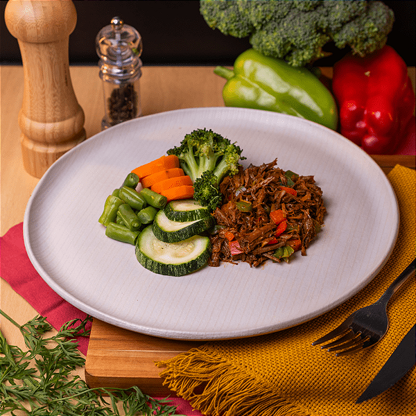 Carne louca fit com mix de legumes - 200g