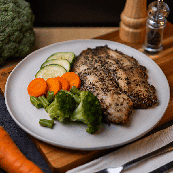 Filé de Tilápia grelhado com mix de legumes - 200g
