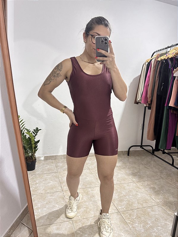 Macaquinho Afrodite Bordô