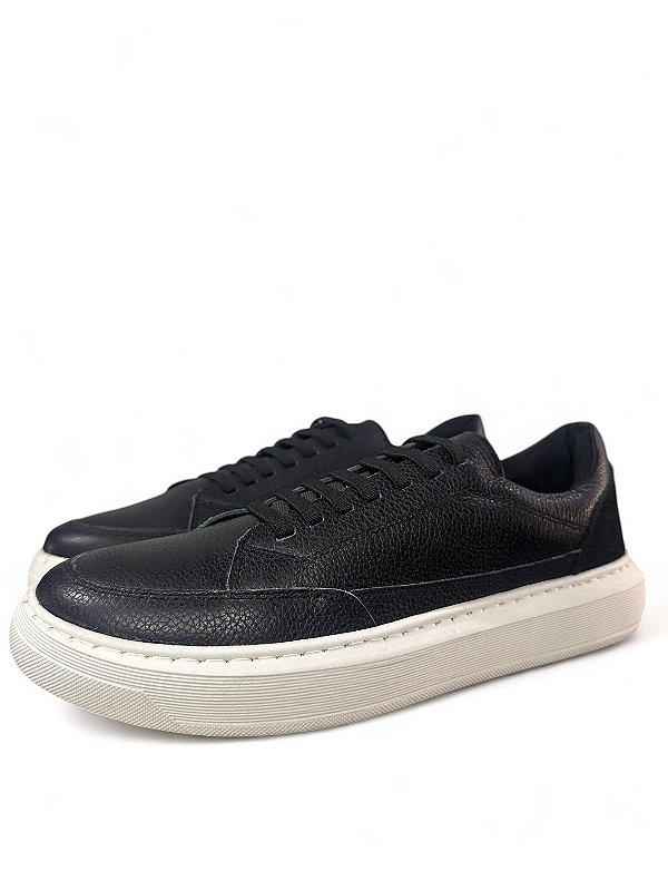 TENIS OGOCHI EM COURO
