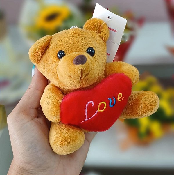 Urso Amarelo com um Coração "Love" 12 cm de Pelúcia