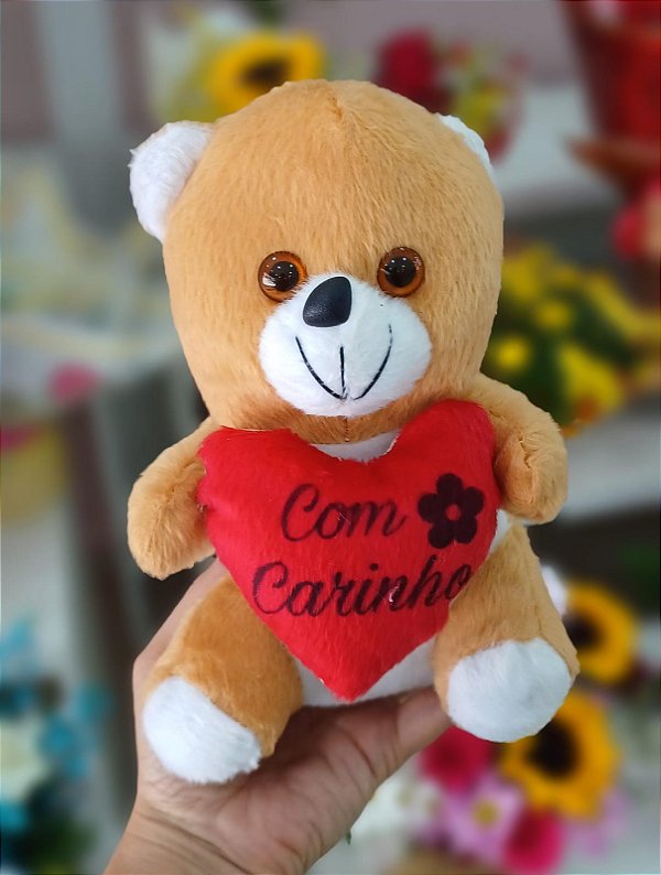Urso Marrom com um Coração "Com Carinho" 23 cm de Pelúcia