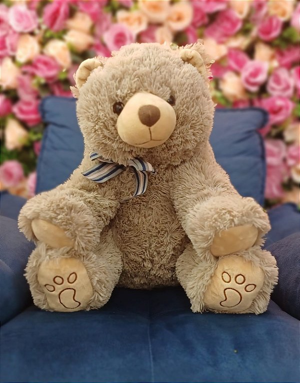 Urso Marrom com Laço 45 cm de Pelúcia