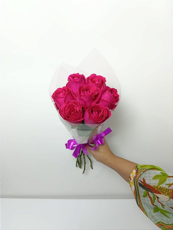Buquê de 7 (Sete) Rosas Pink – Beleza Natural