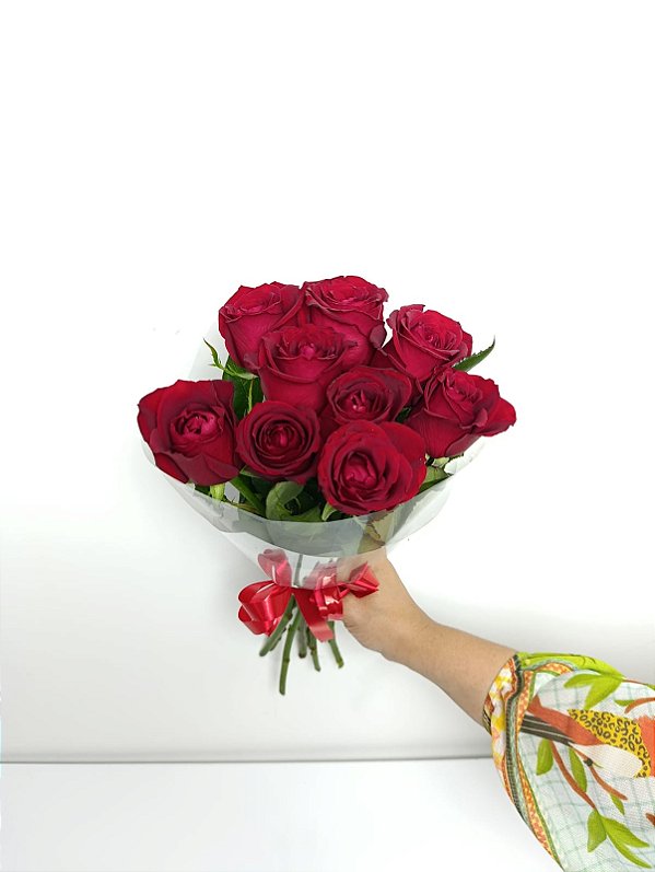 Buquê de 9 (Nove) Rosas Vermelhas – Beleza Natural