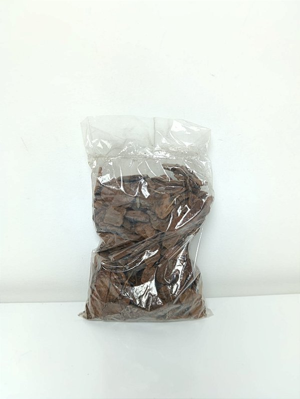Casca de Pinus Decorativa 150g (cento e cinquenta gramas)